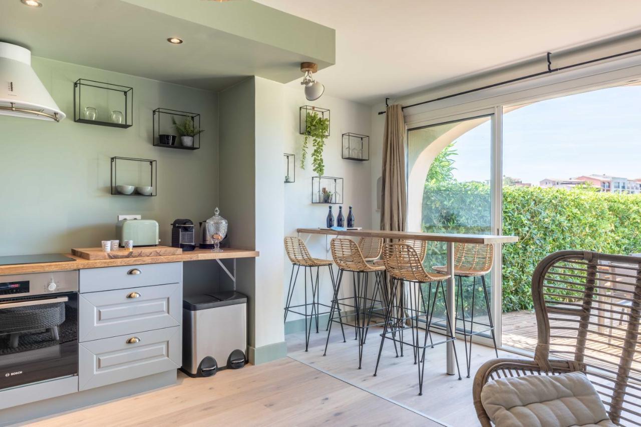 Green Suite Golfe De Saint Tropez Гассен Экстерьер фото